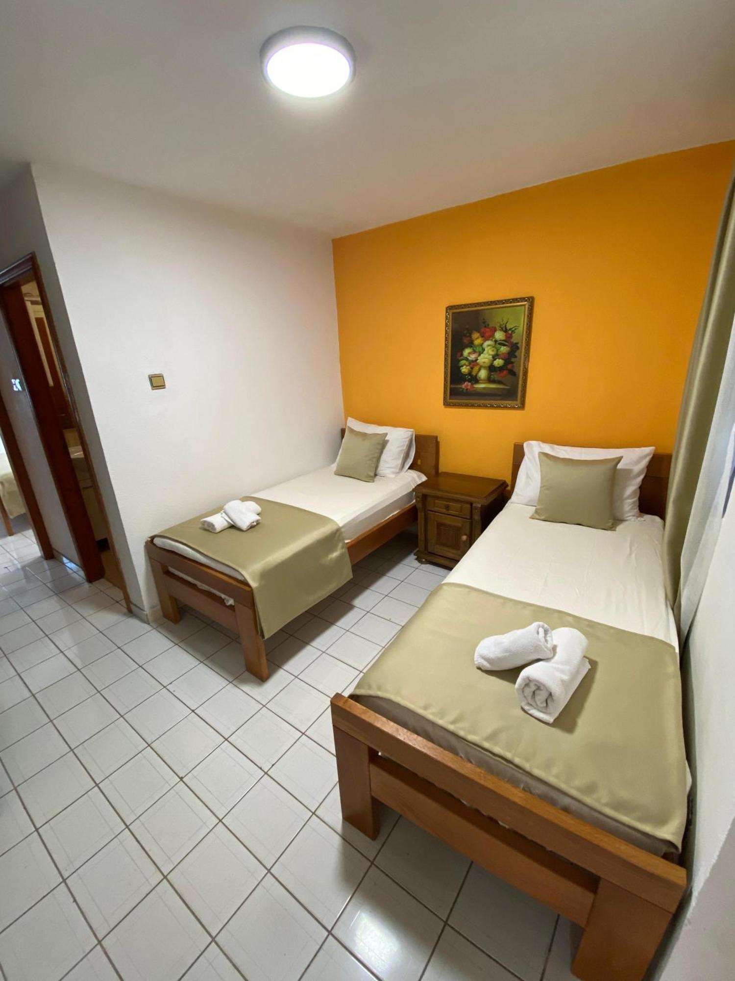Hotel Kuč Budva Exteriér fotografie