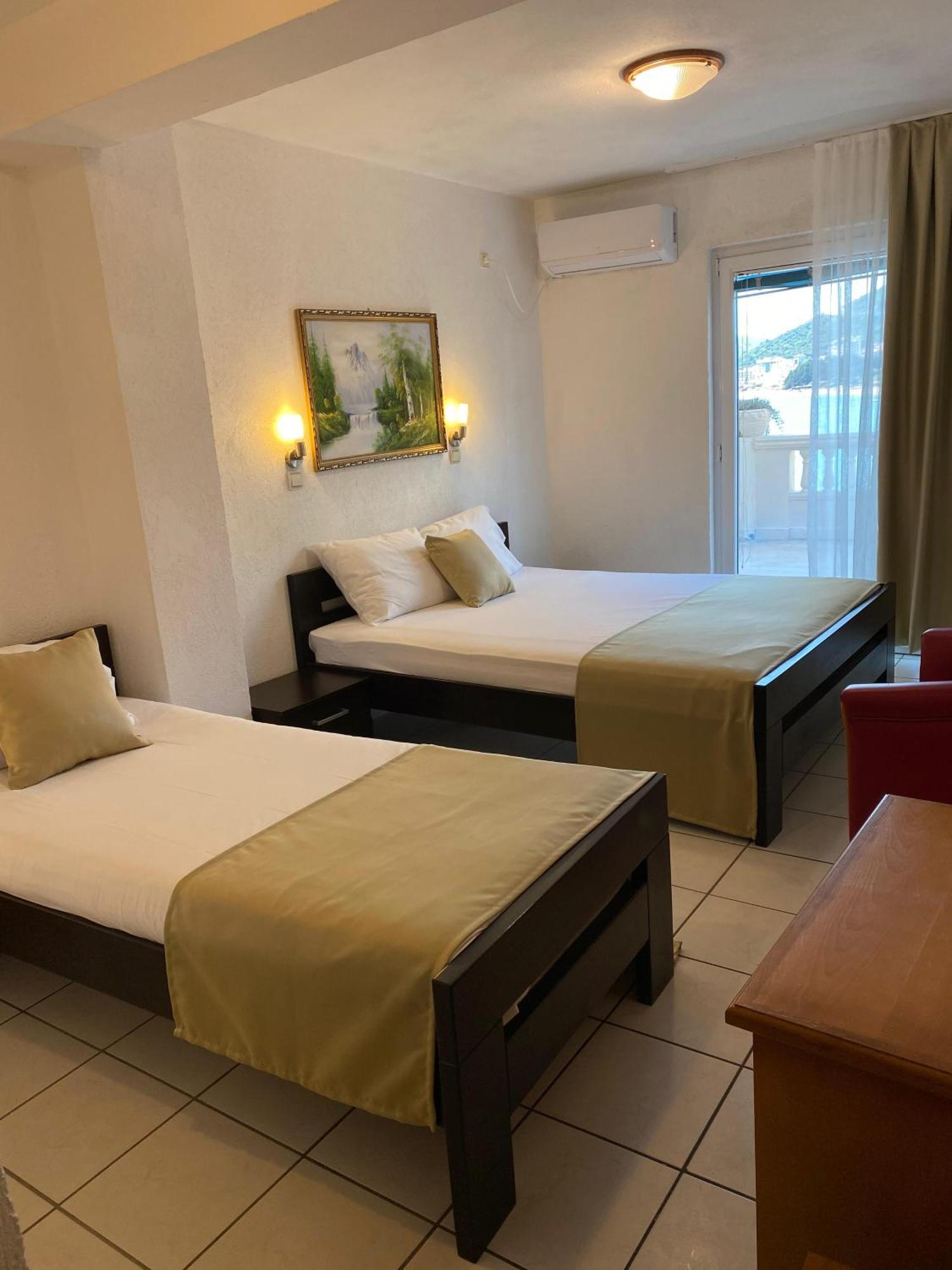Hotel Kuč Budva Exteriér fotografie