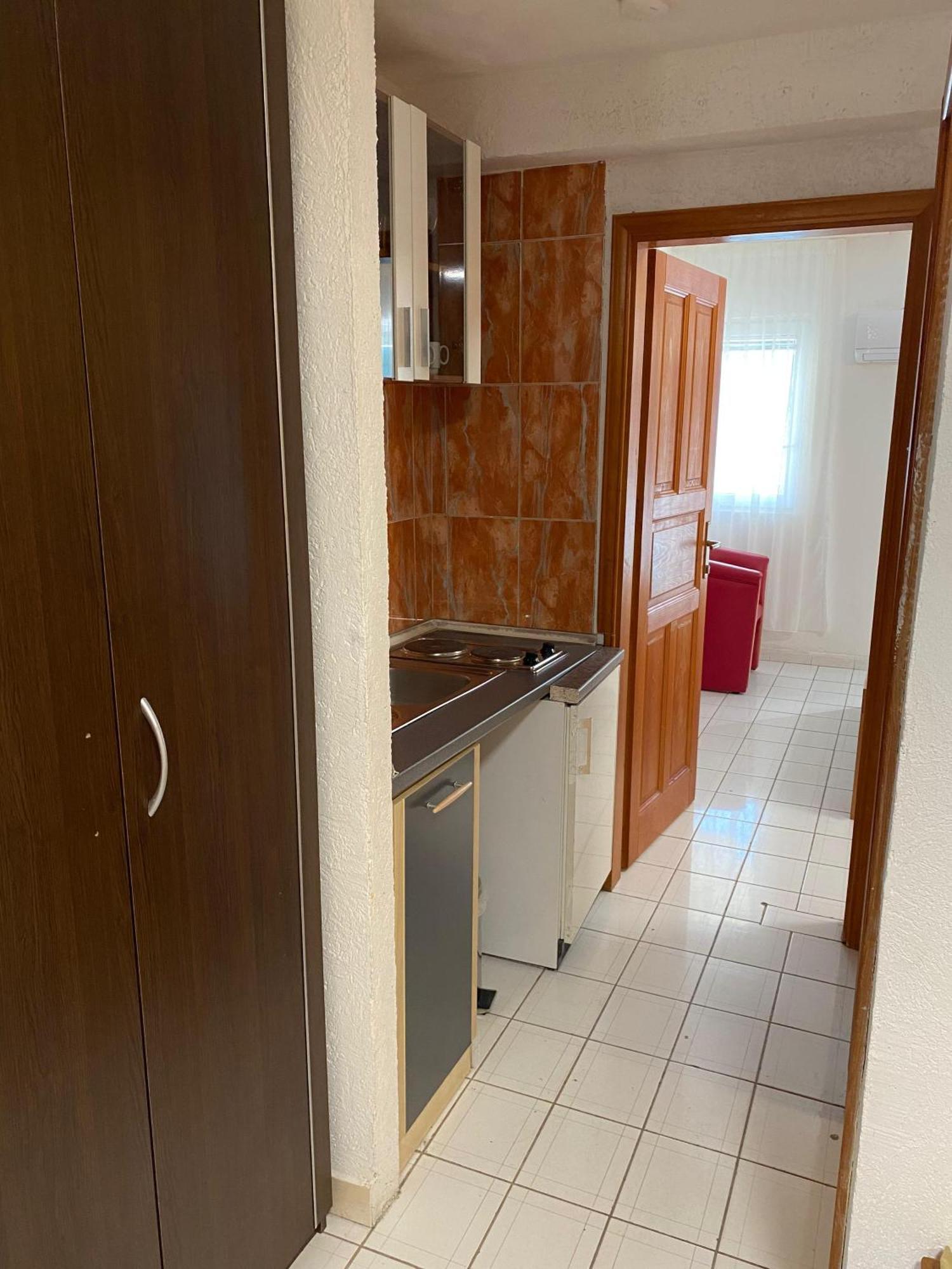 Hotel Kuč Budva Exteriér fotografie