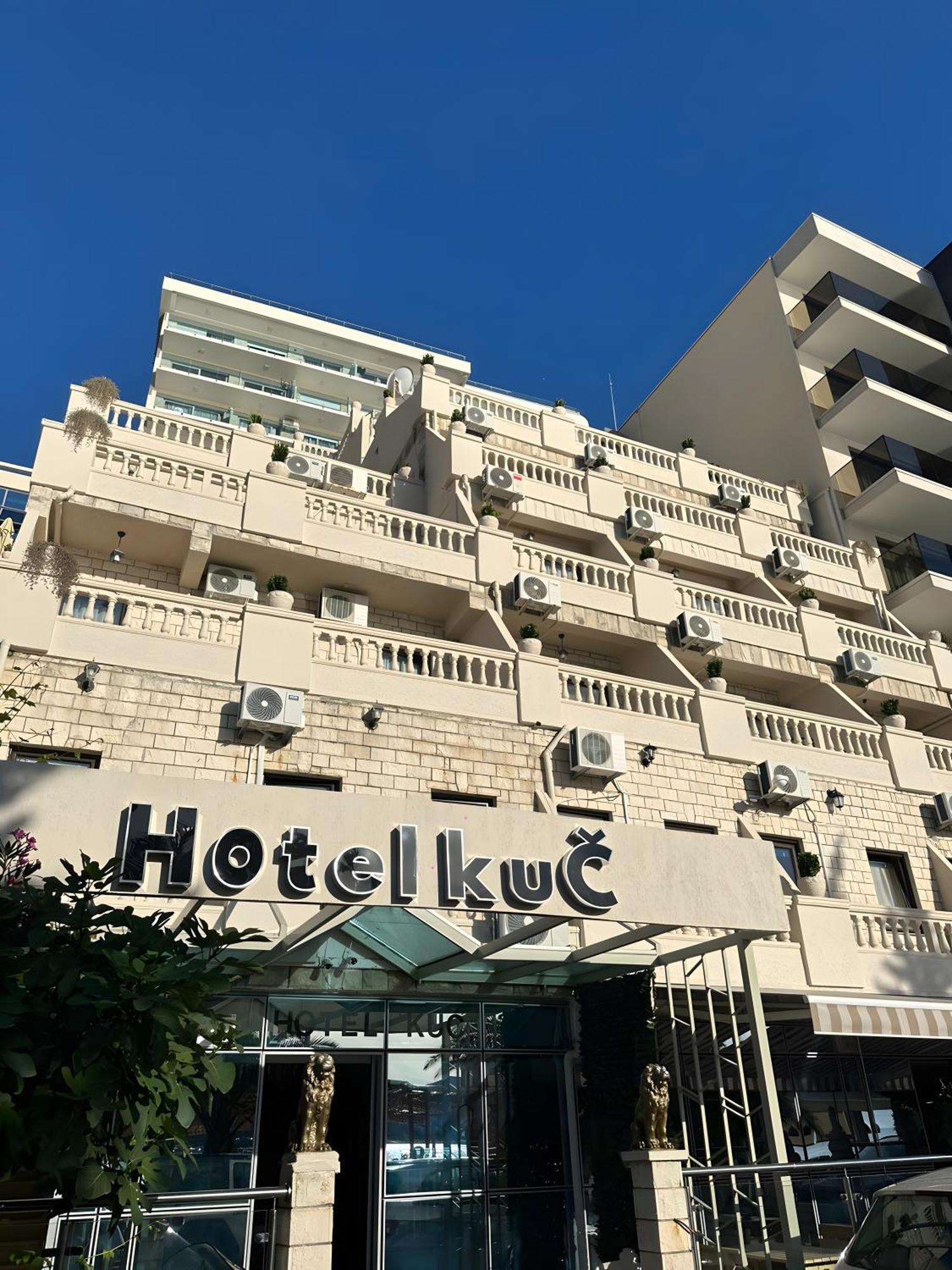 Hotel Kuč Budva Exteriér fotografie