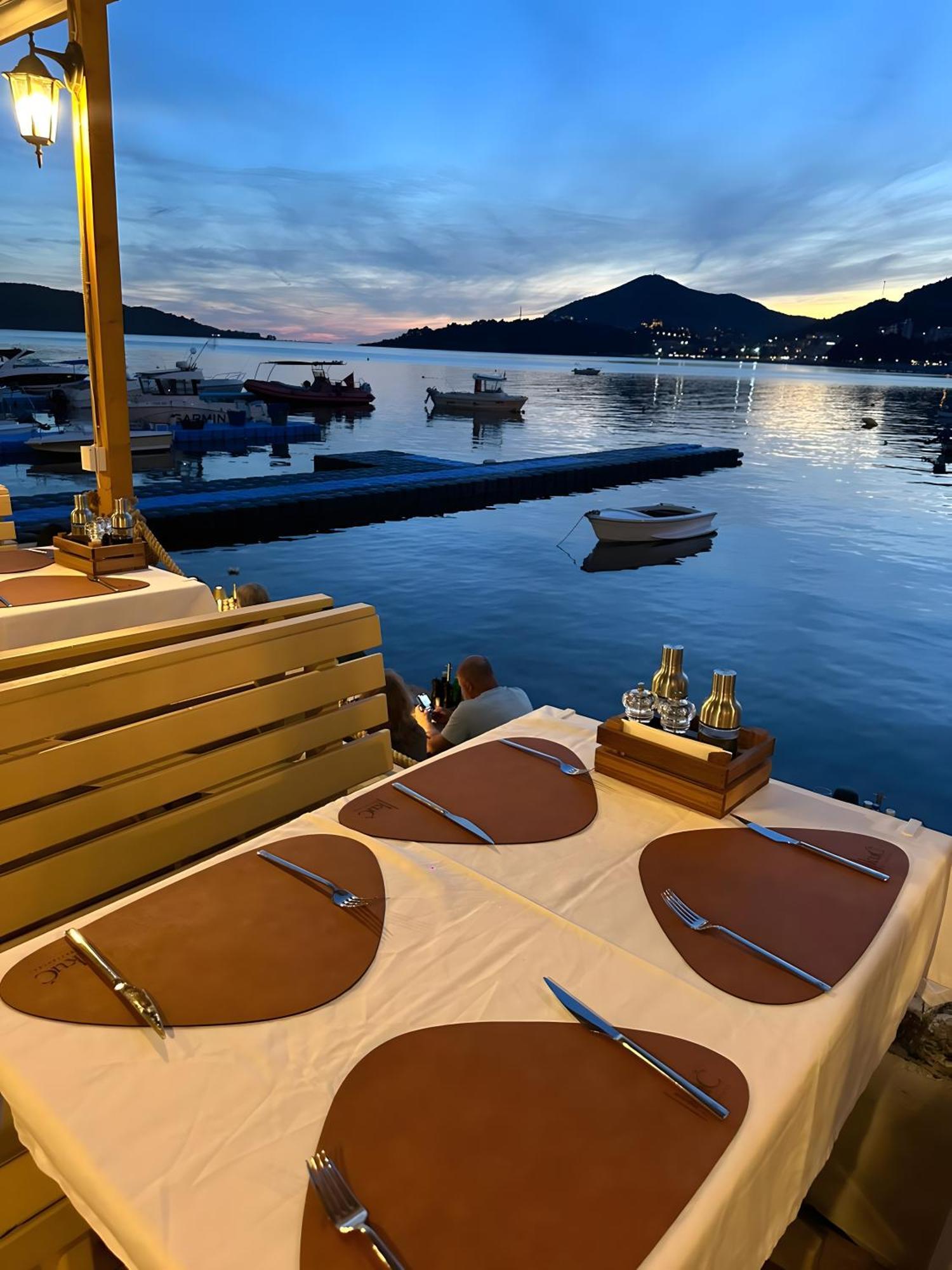 Hotel Kuč Budva Exteriér fotografie