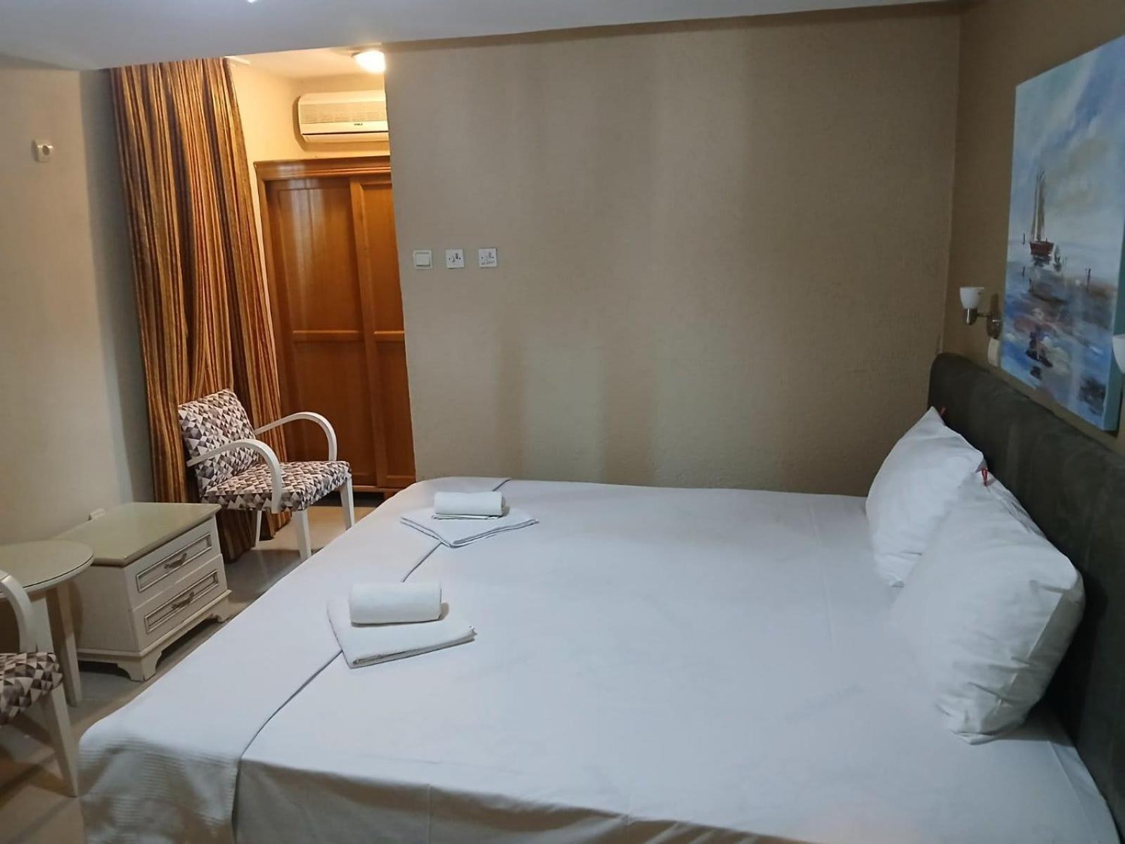 Hotel Kuč Budva Exteriér fotografie